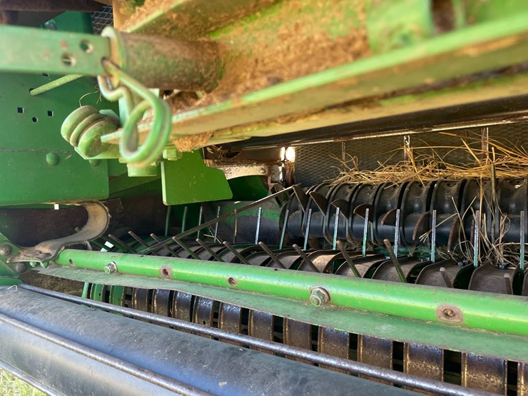 john-deere-468-image-14