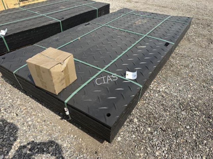 #114-•-ground-protection-mats---4'-x-8'-x-0.5"-image-1