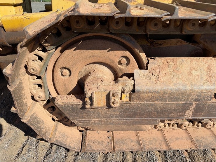 1996-caterpillar-d3c-xl-image-26