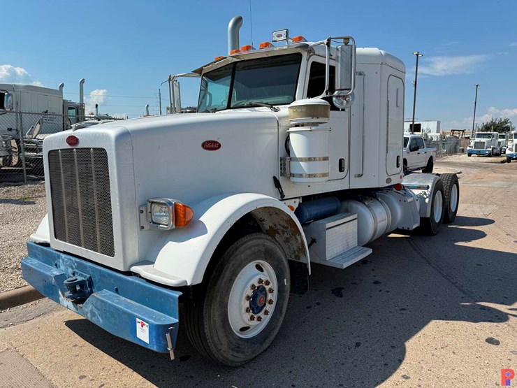 2008-peterbilt-367-image-1