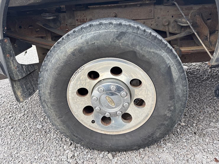 ford-f250-xlt-image-10