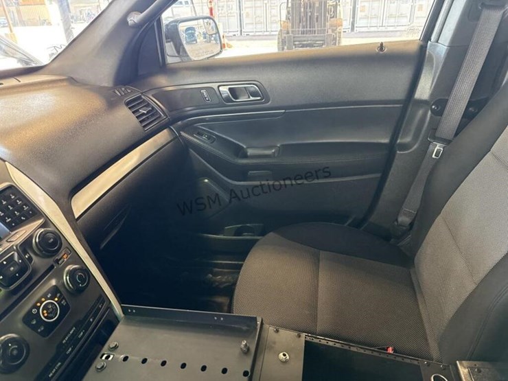 2014-ford-explorer-image-20