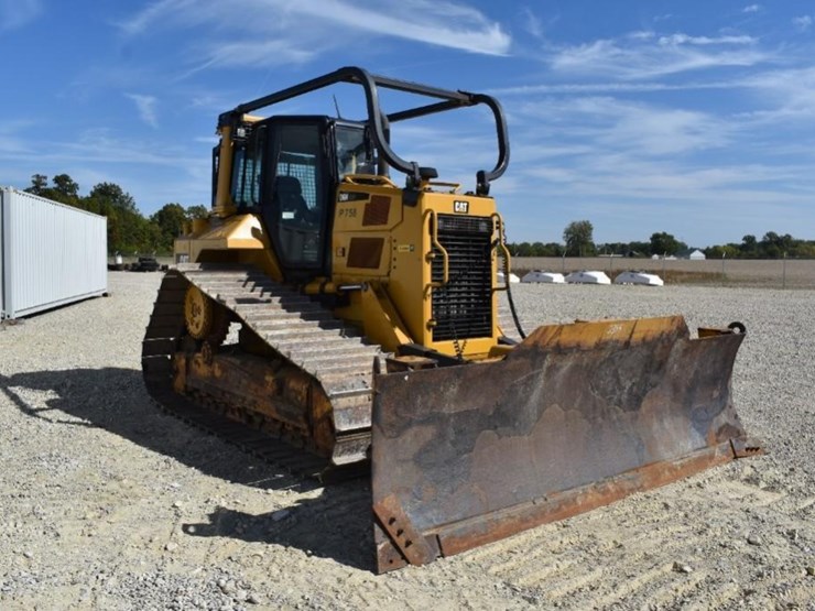 2020-caterpillar-d6n-lgp-image-81