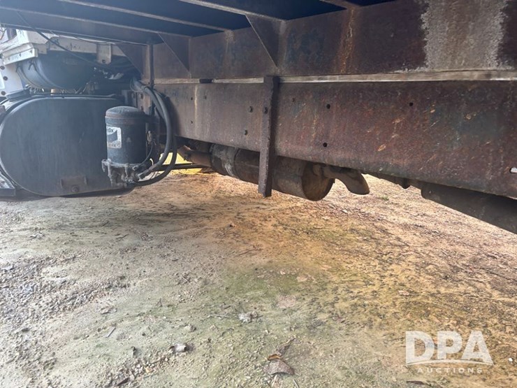 ford-l8000-image-40