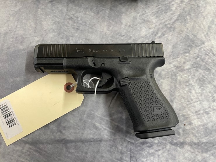#4010-•-glock-19-gen-5,-sn:-cdyu735-image-4