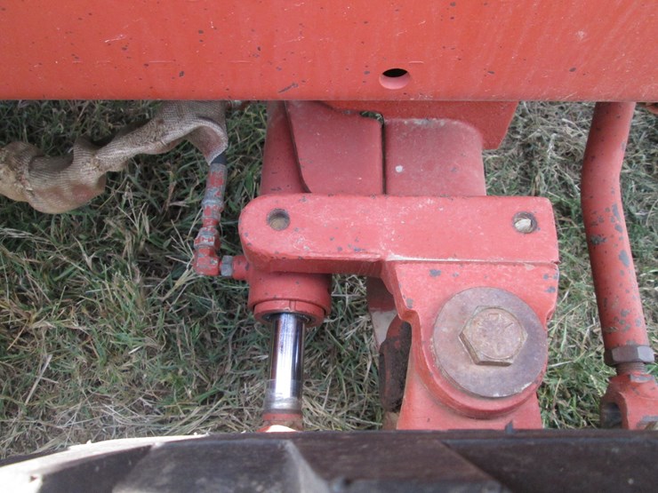 2004-ditch-witch-3700-image-16