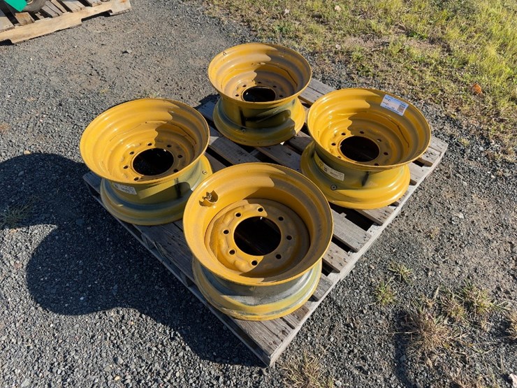 (4)-steel-skid-steer-wheels-image-3