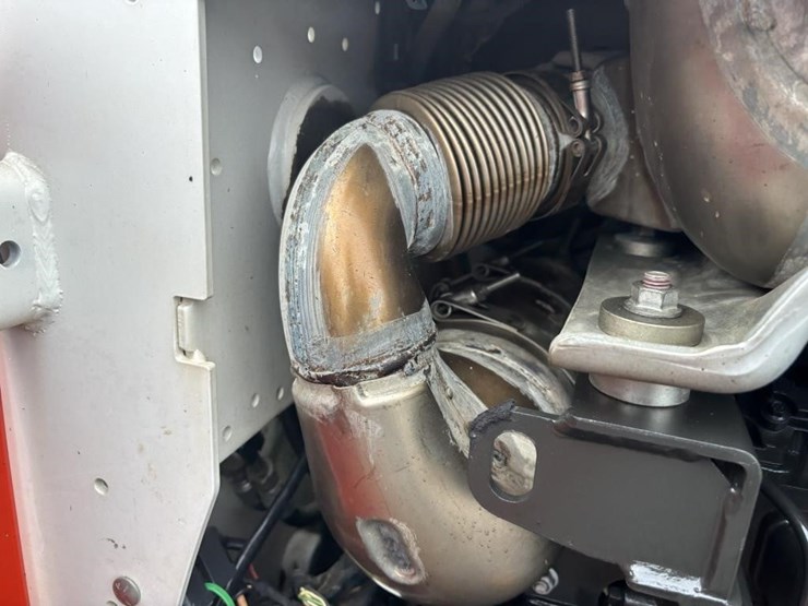 2021-bobcat-t770-image-45