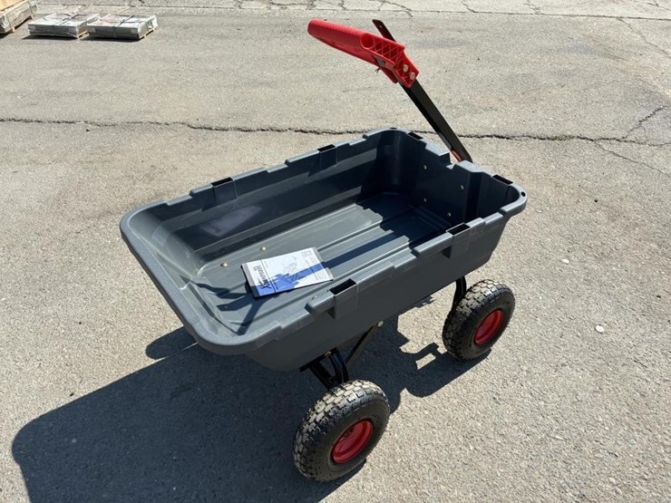 800lbs-capacity-poly-dump-cart-image-3