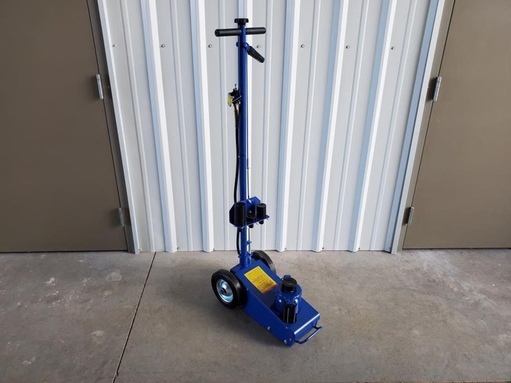 unused-22-ton-air/hydraulic-service-jack-image-1