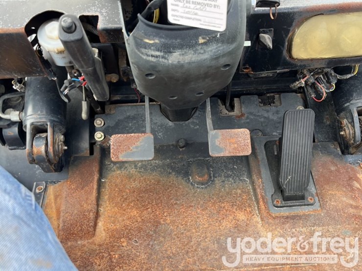 2012-doosan-g25-image-15
