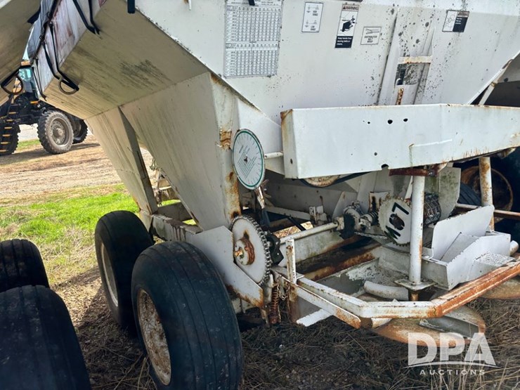 dry-spreader-buggy-(dr12300-unit-92)-image-7