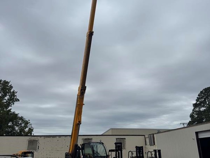 dieci-10.44-c-telehandler-forklift,-front-stabilizer-feet,-kubota-v-3800-engine,-(2018)-1,279hours-image-10