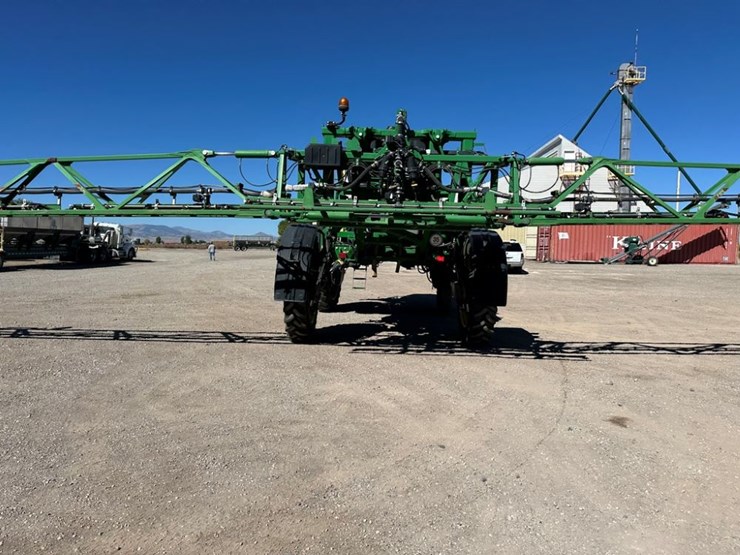 2015-john-deere-r4045-image-16