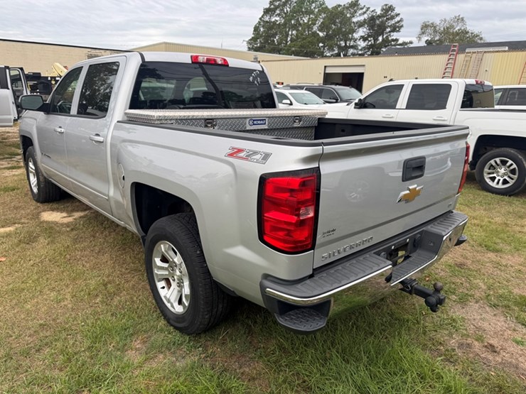 2015-chevrolet-silverado-1500-lt-image-6