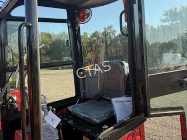 #50-•-mini-excavator---gas---*broken-front-glass*-image-8