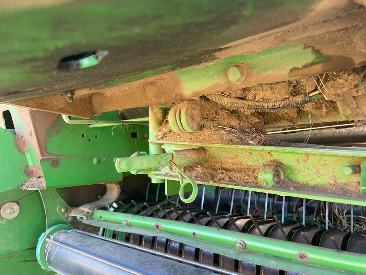 john-deere-468-image-15