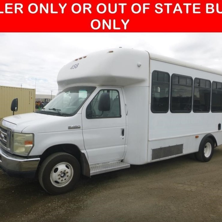 2008 FORD E450