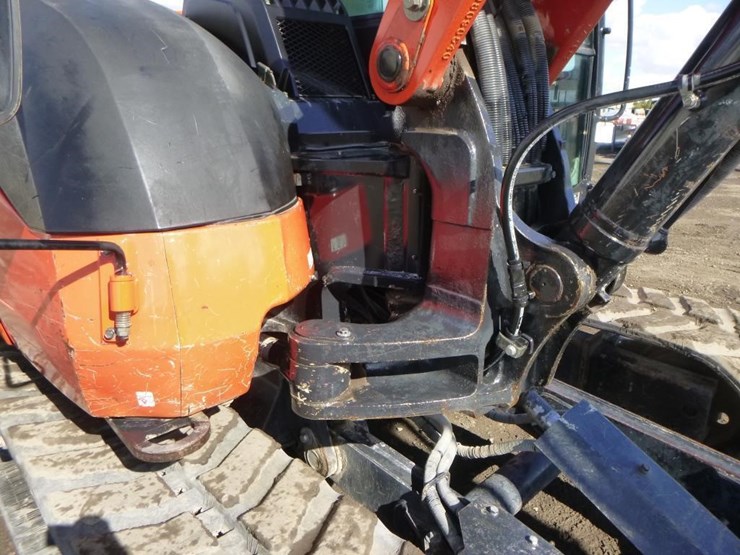 2017-kubota-kx080-image-18
