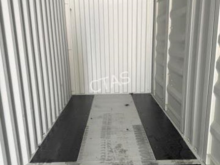 #83-•-40'-high-cube-conex/shipping-container---one-trip-image-12