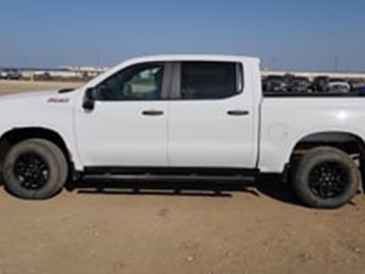 2020-chevrolet-silverado-1500-image-5