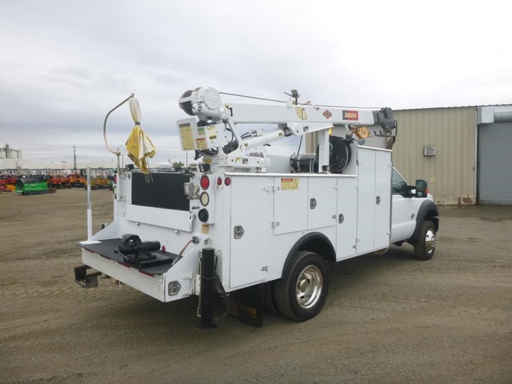 2015-ford-f550-image-3