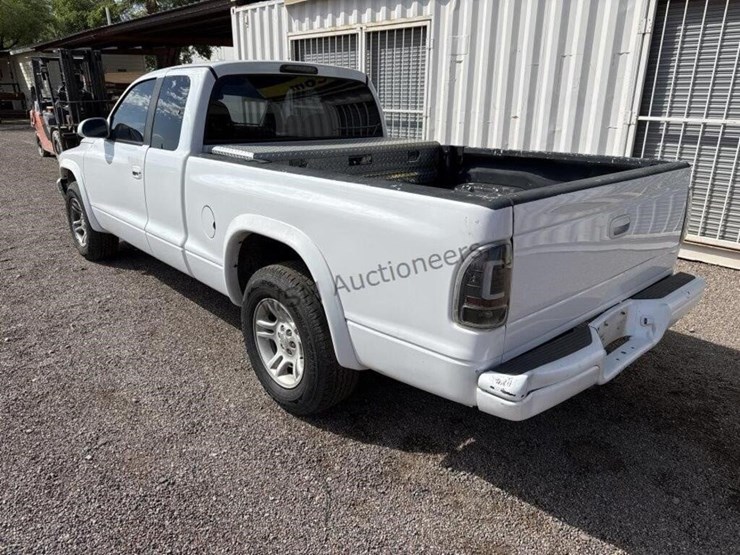 2004-dodge-dakota-image-7