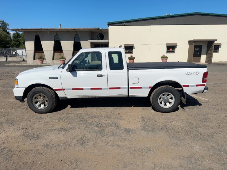 2009-ford-ranger-xlt-image-2
