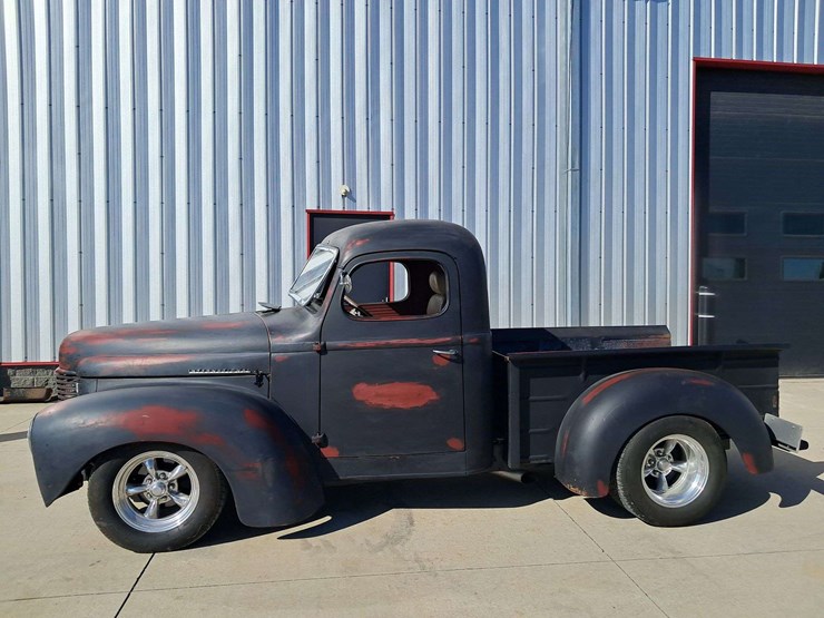 1946-international-harvester-kb-3-project-pick-up-truck/street-rod-image-1