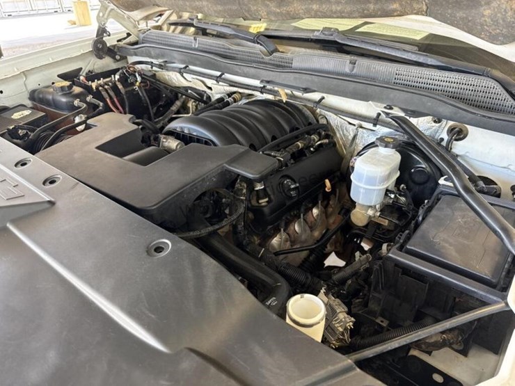 2015-chevrolet-silverado-1500-image-15
