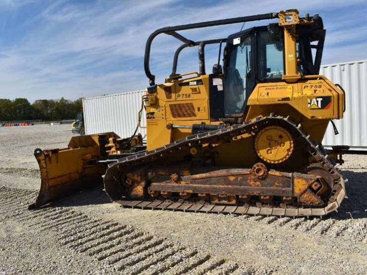 2020-caterpillar-d6n-lgp-image-2
