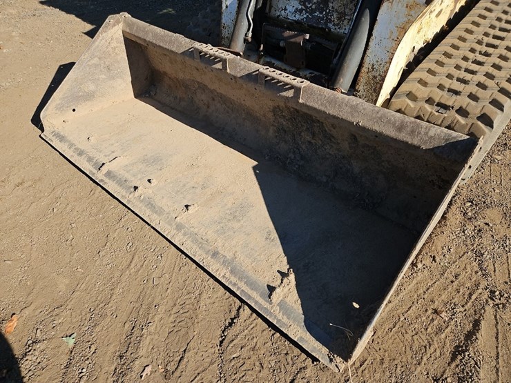 2011-bobcat-t770-image-9