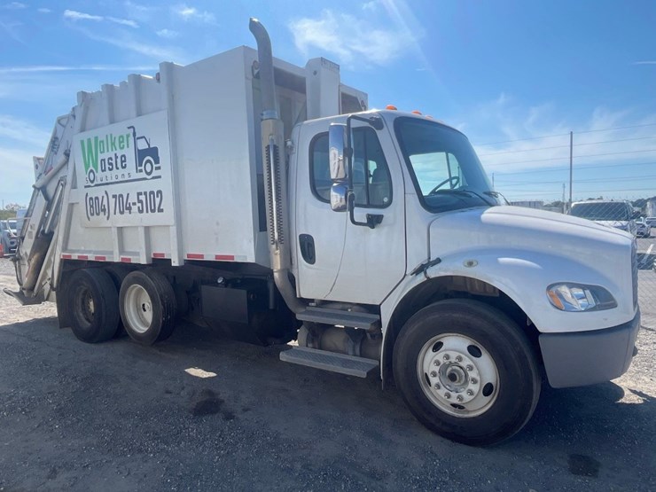 2005-freightliner-m2-20yd-rear-load-refuse-truck-image-4