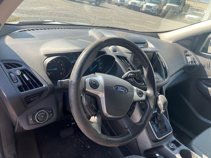 2014-ford-escape-image-7