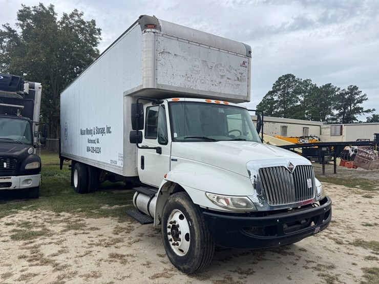 2011-international-durastar-box-truck,-maxxforce-diesel,-automatic-transmission-314,348-miles-showi-image-2