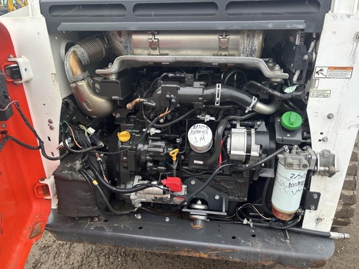 2021-bobcat-t770-image-35