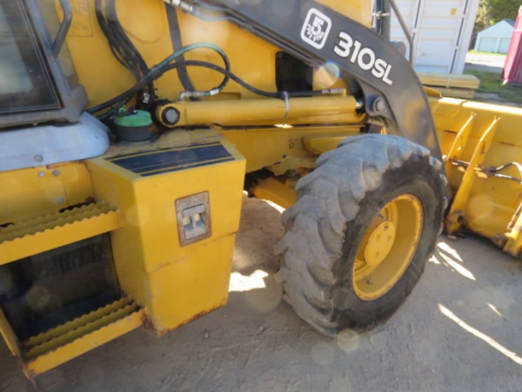 deere-310sl-image-11