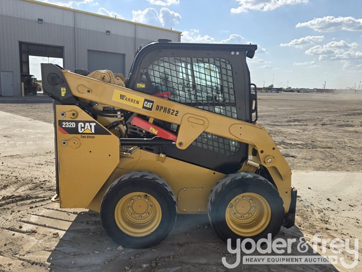 2016-caterpillar-232d-image-6