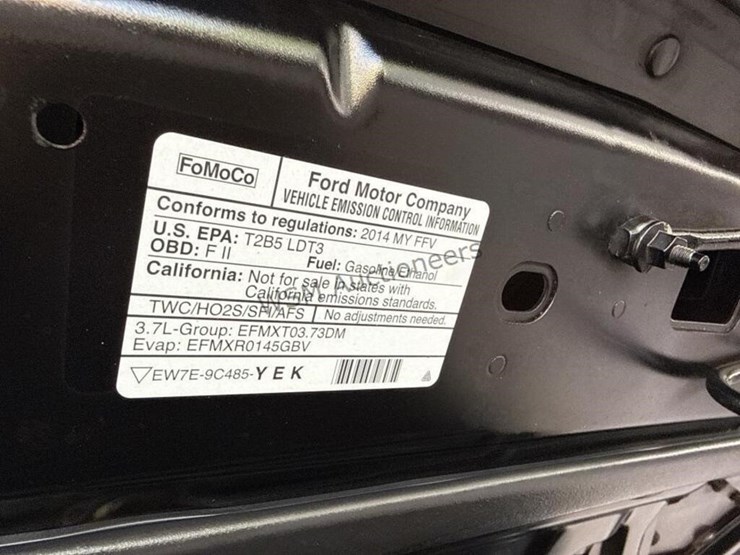 2014-ford-explorer-image-10