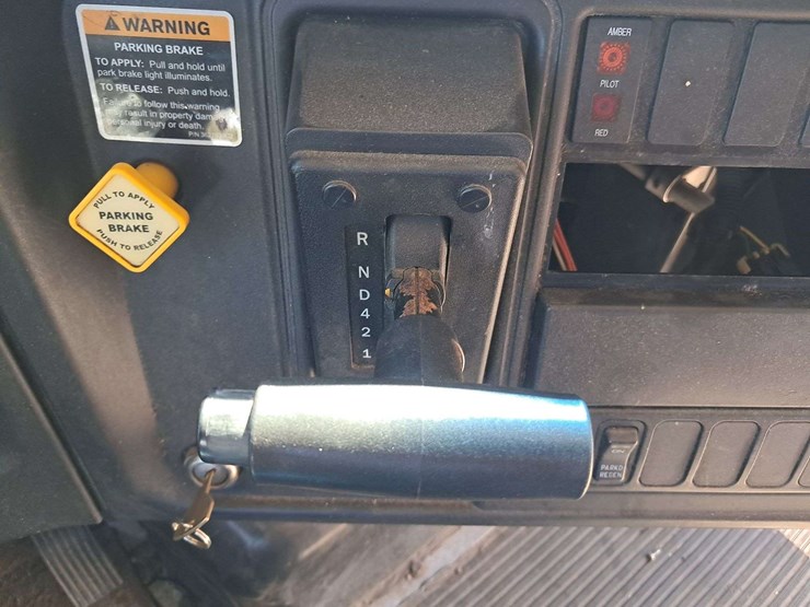 2015-ic-bus-pb105-school-bus-image-20