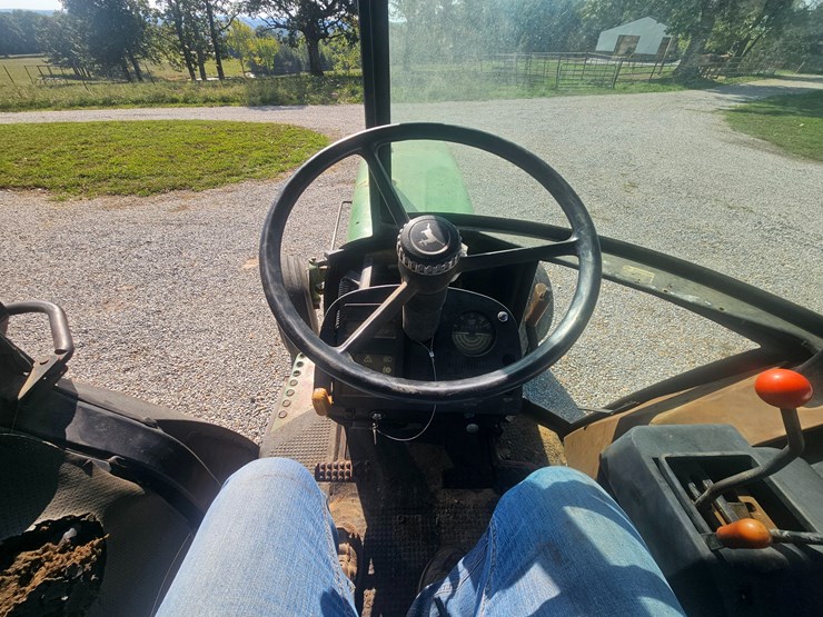 john-deere-3040-image-41