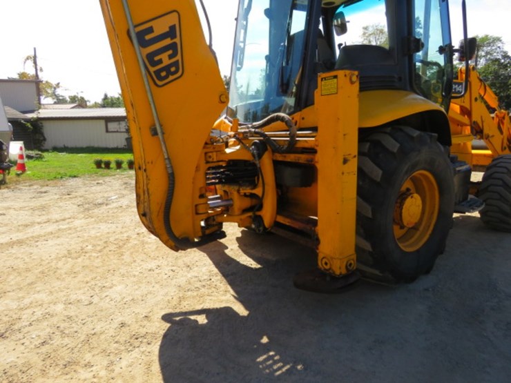 2003-jcb-214-image-2