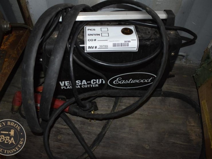 eastwood-versa-cut-plasma-cutter-image-1