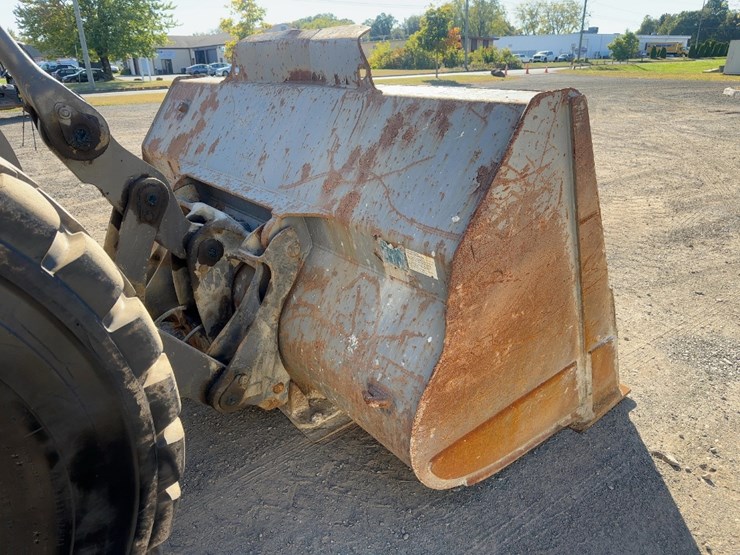 2008-volvo-l110f-image-11