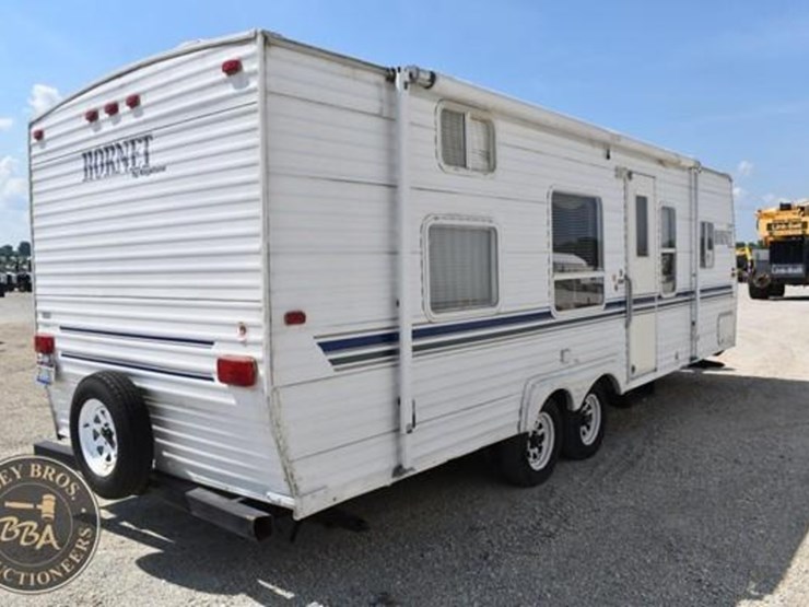 2004-keystone-rv-co-hornet-sport-27bs-38101-image-6