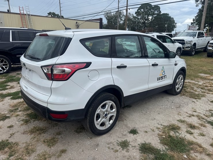 2017-ford-escape-image-3