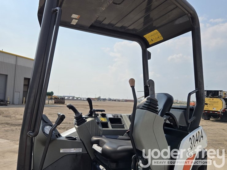 2021-bobcat-e35-image-50