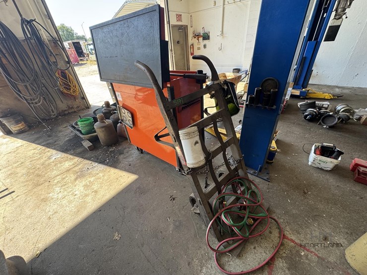 welding-torch-bottle-cart-set-up-welding-torch-bottle-cart-set-up-image-2