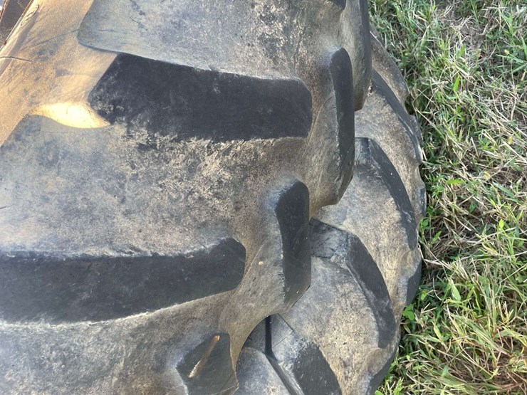 set-of-duals-bolt-on-480/80-r46-image-7