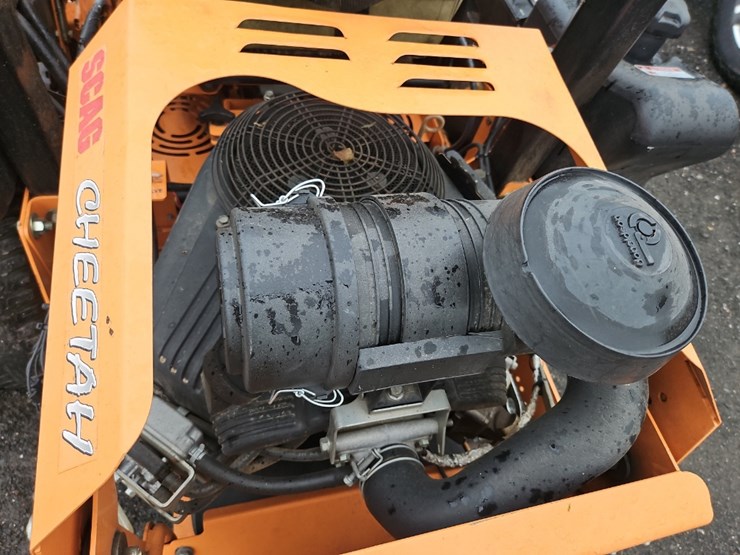 scag-cheetah-zero-turn-mower-image-11